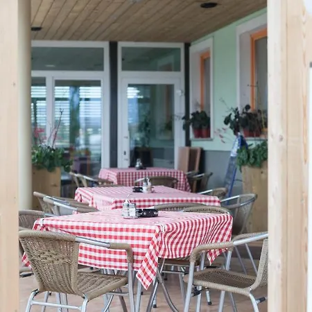 Gostilna In Prenocisca Ferlic 3*