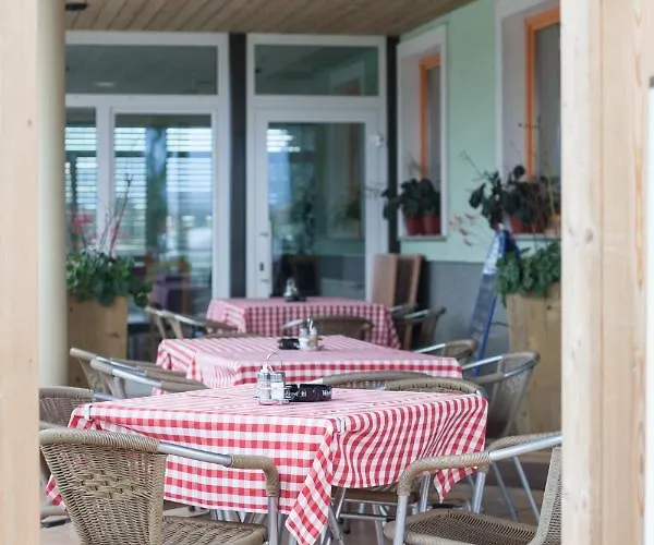 Gostilna In Prenocisca Ferlic 3*